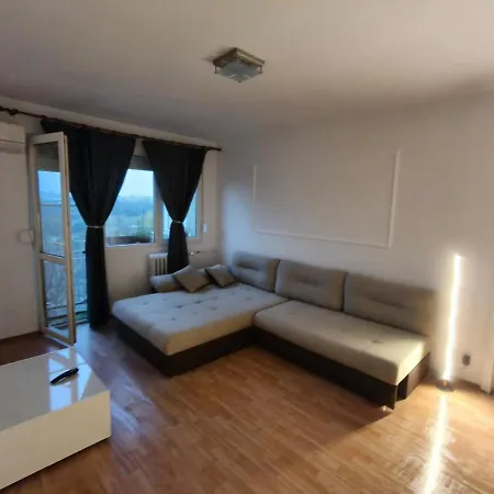 - 2 Sector 3 ,titan, Ior Parc * Bucharest