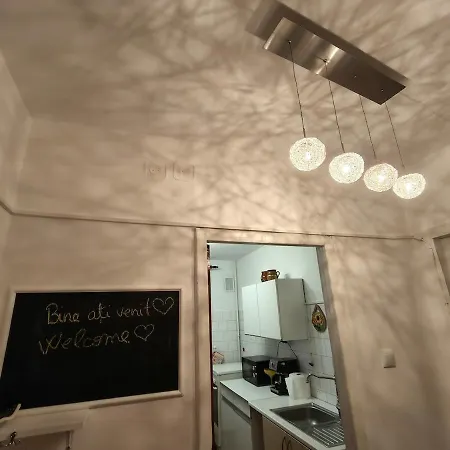 - 2 Sector 3 ,titan, Ior Parc Apartment